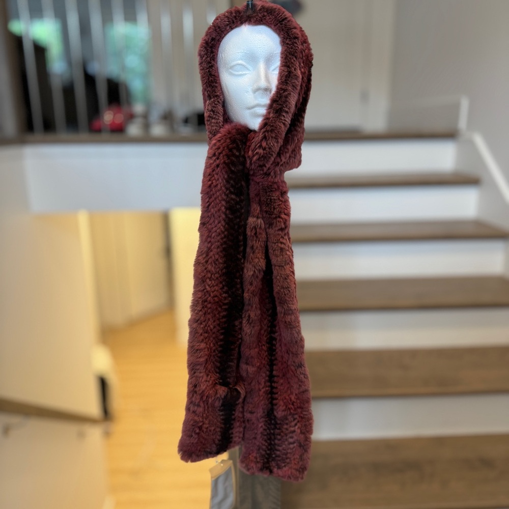Dino Gaspari – Rabbit Knit – Women’s – 3/1 Hooded Scarf w/ Hand Pockets – NWT